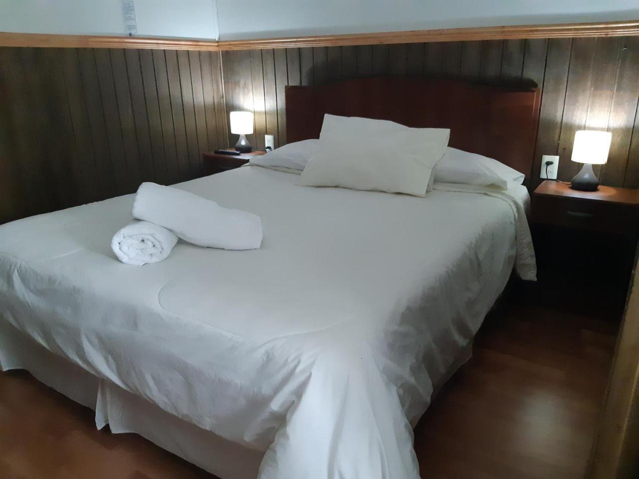 Agostini Hotel Пуерто Наталес Екстериор снимка